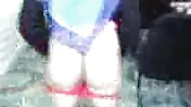Mladi model, zaokupl ...