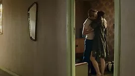 Mladi par stiče isku ...