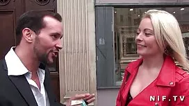 Napuštena djevojka k ...
