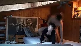 Mlada, seksi Azijka  ...